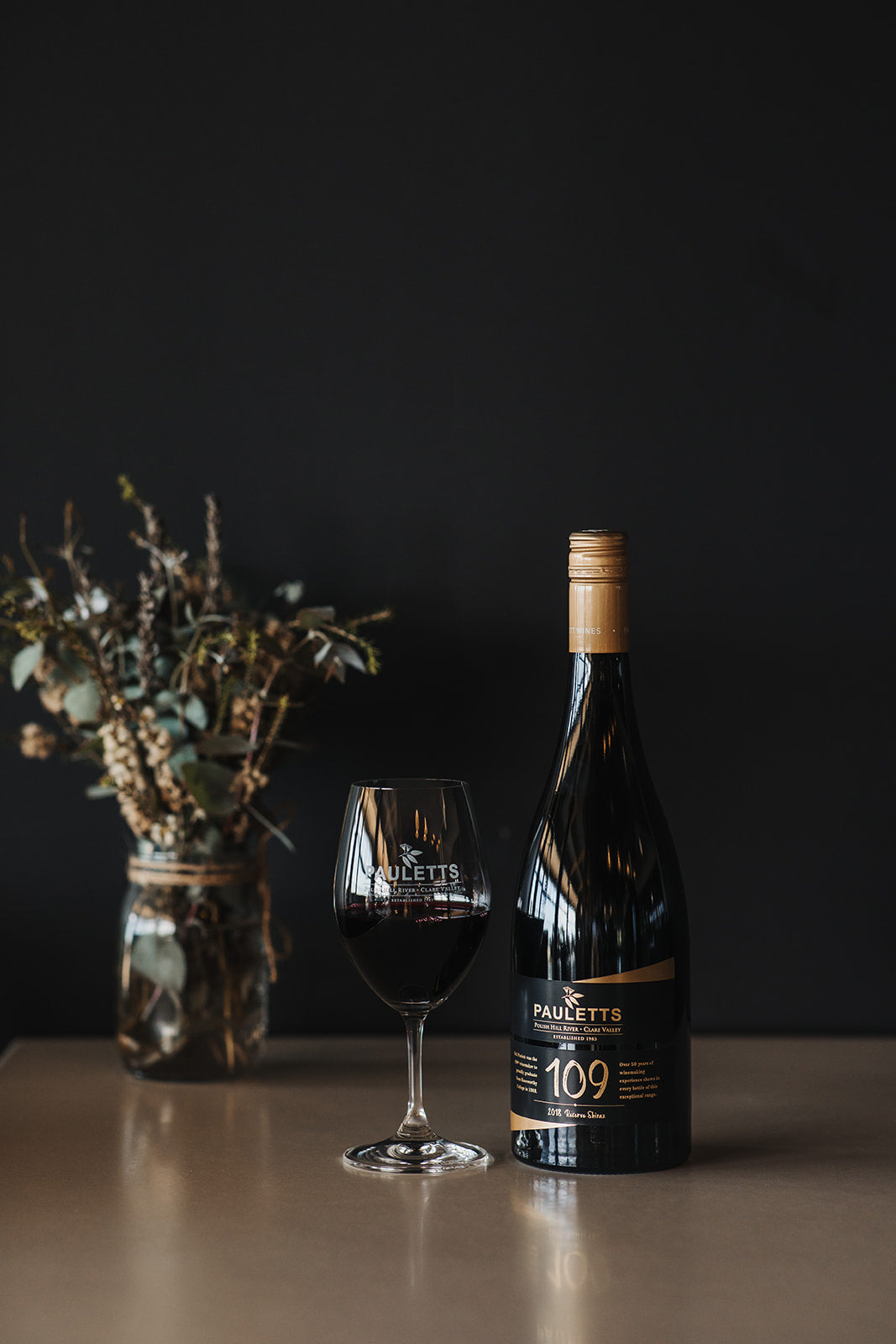 deVine Wine Club